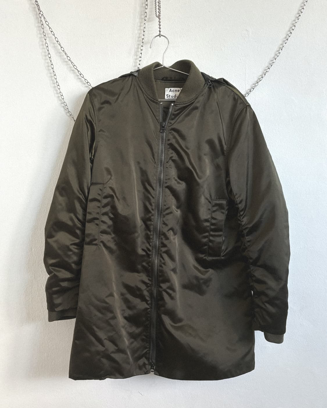 아크네스튜디오 새틴 후드 롱 봄버코트 상품이미지6