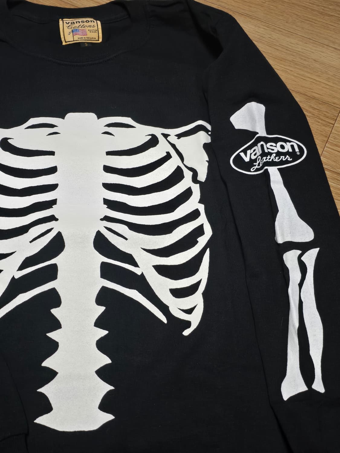 vanson 벤슨 본 롱슬리브 상품이미지1