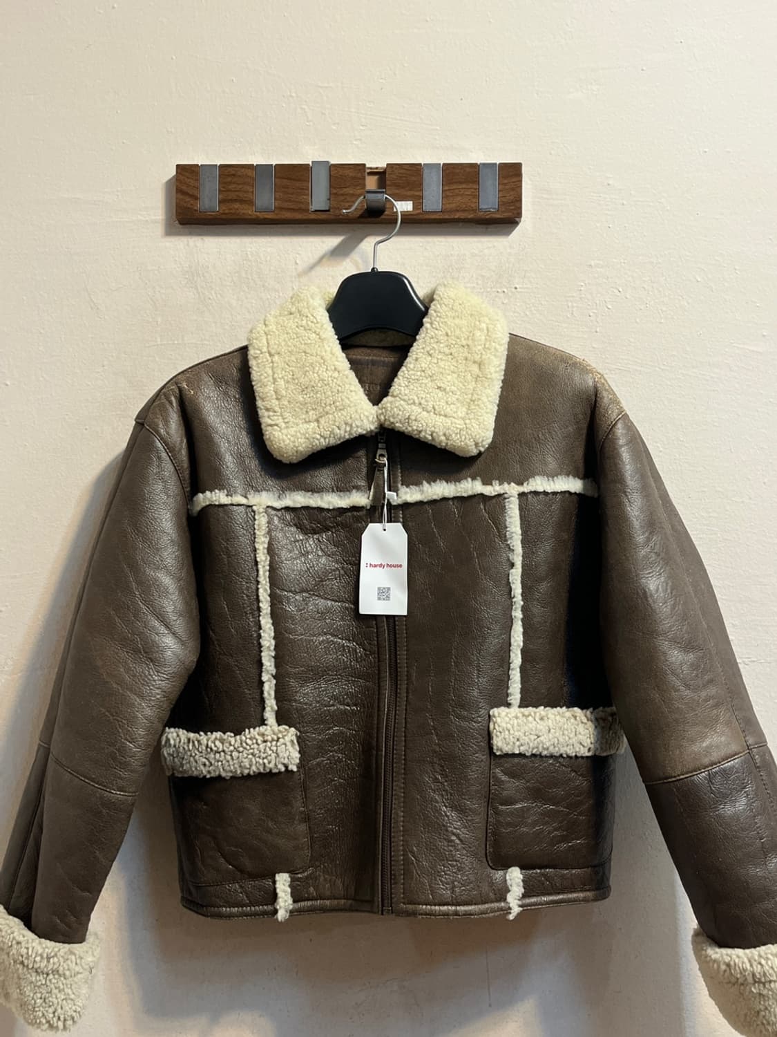 유즈드 시어링 랩스킨 크롭 무스탕 자켓 상품이미지2