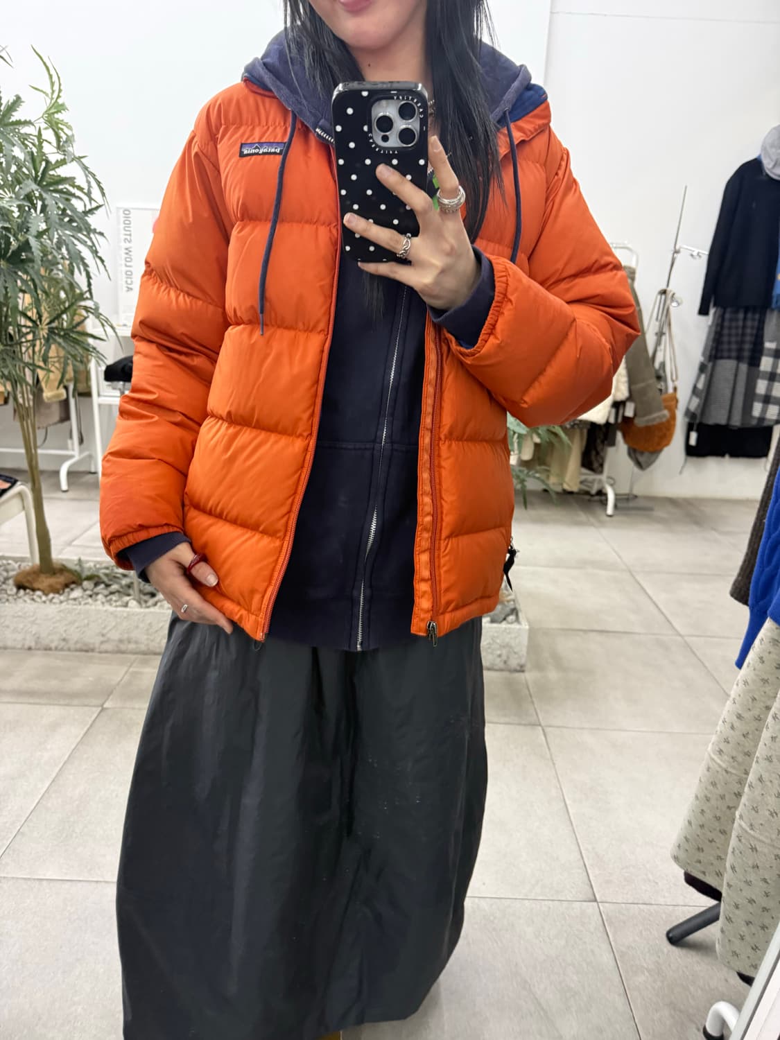 파타고니아 오렌지 구스다운 숏패딩 점퍼 상품이미지3