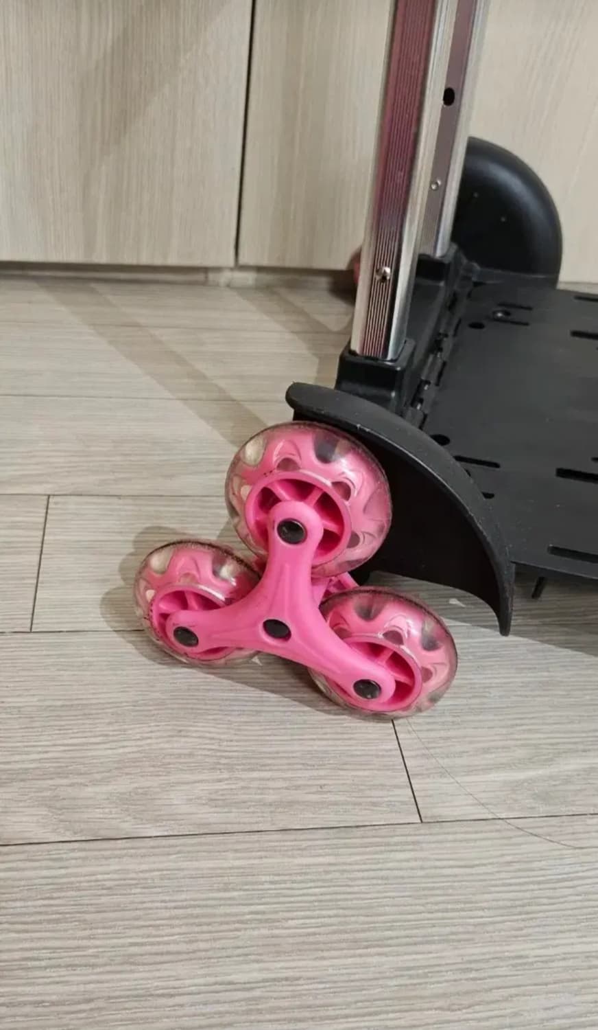 Upixel 유픽셀 픽셀 블럭 롤링 백팩 / 캐리어 겸용 키즈 가방
📌 상품이미지8