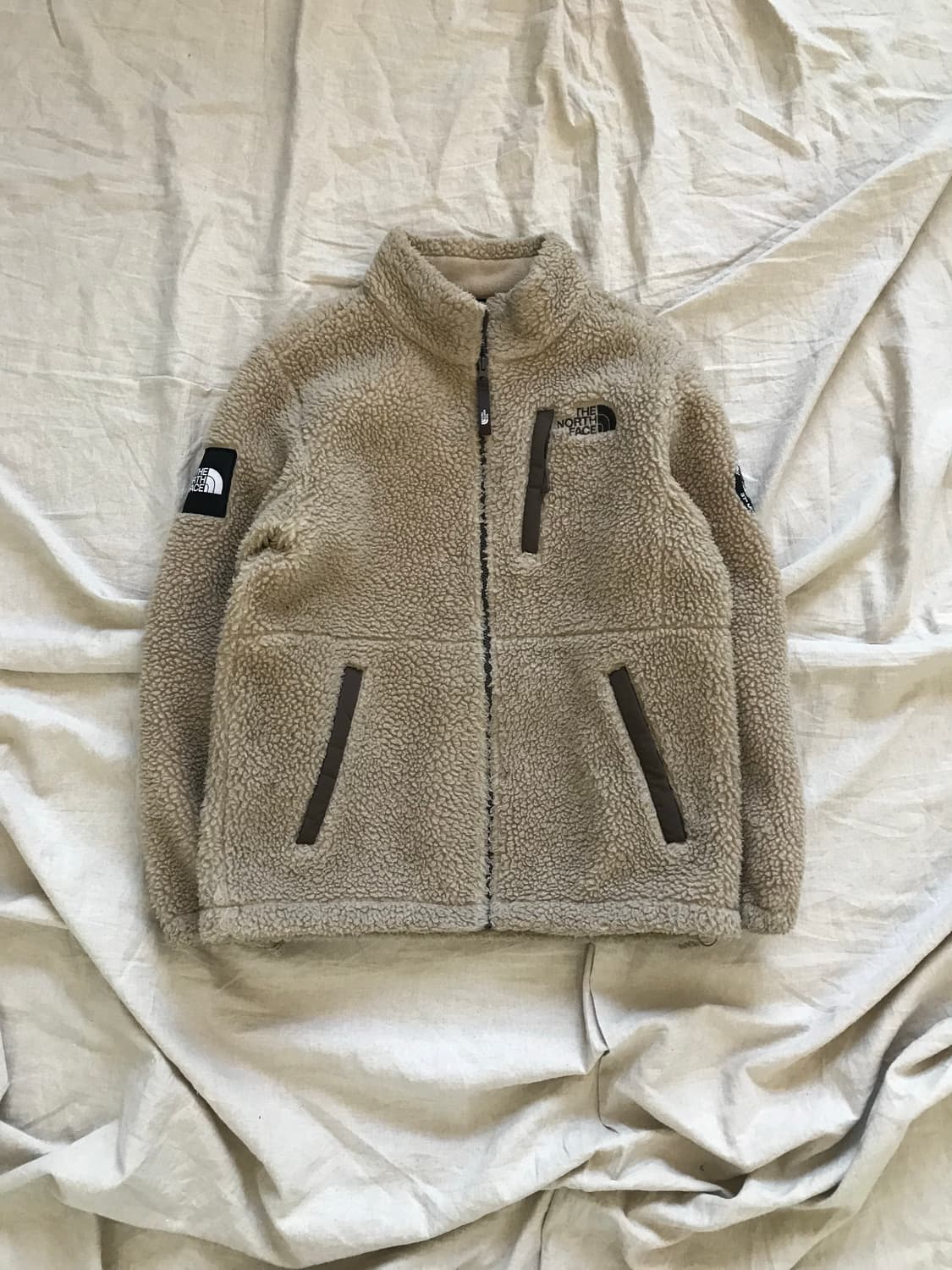 노스페이스 로고 베이지 플리스 집업 상품이미지5