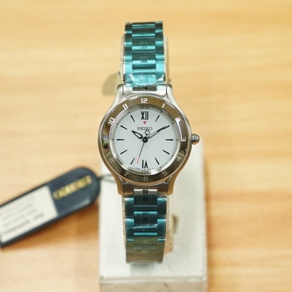 90s 세이코 solor v181-0a40 여성용 쿼츠 시계 상품이미지1