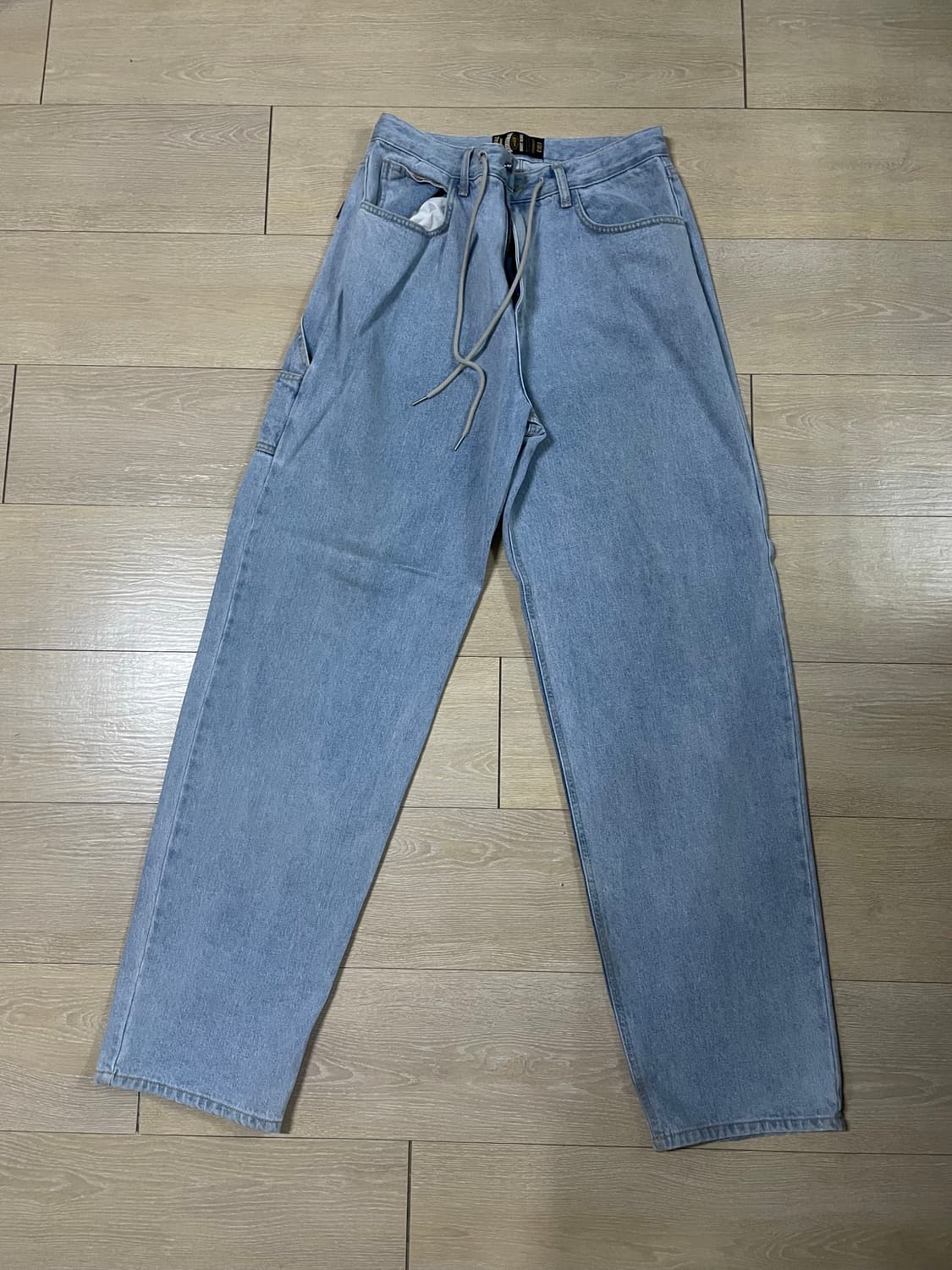 (L)비에스래빗 카펜터 루즈핏 데님 팬츠 라이트블루 상품이미지3