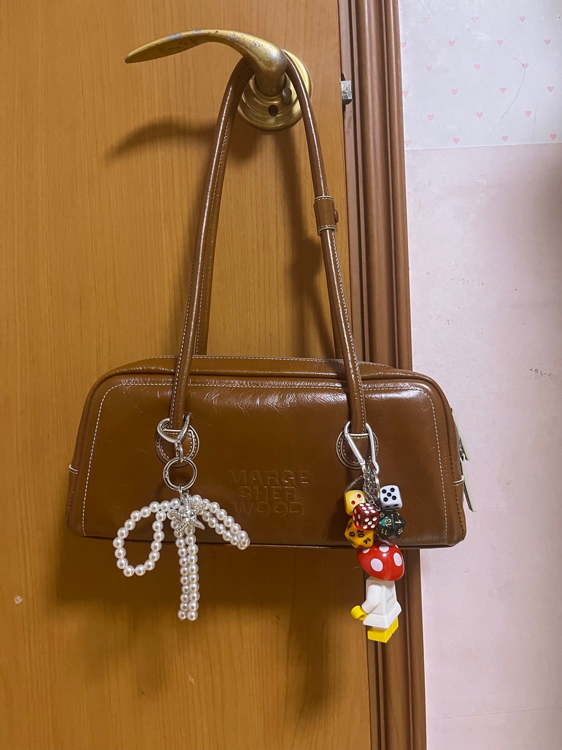 마지셔우드 보스턴백 크링클브라운 상품이미지4