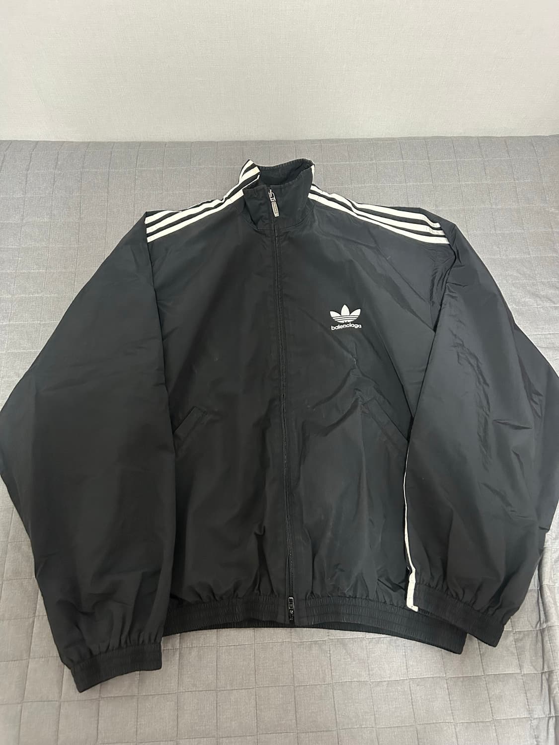 [1] 발렌시아가 아디다스 포플린 트랙 자켓 상품이미지1