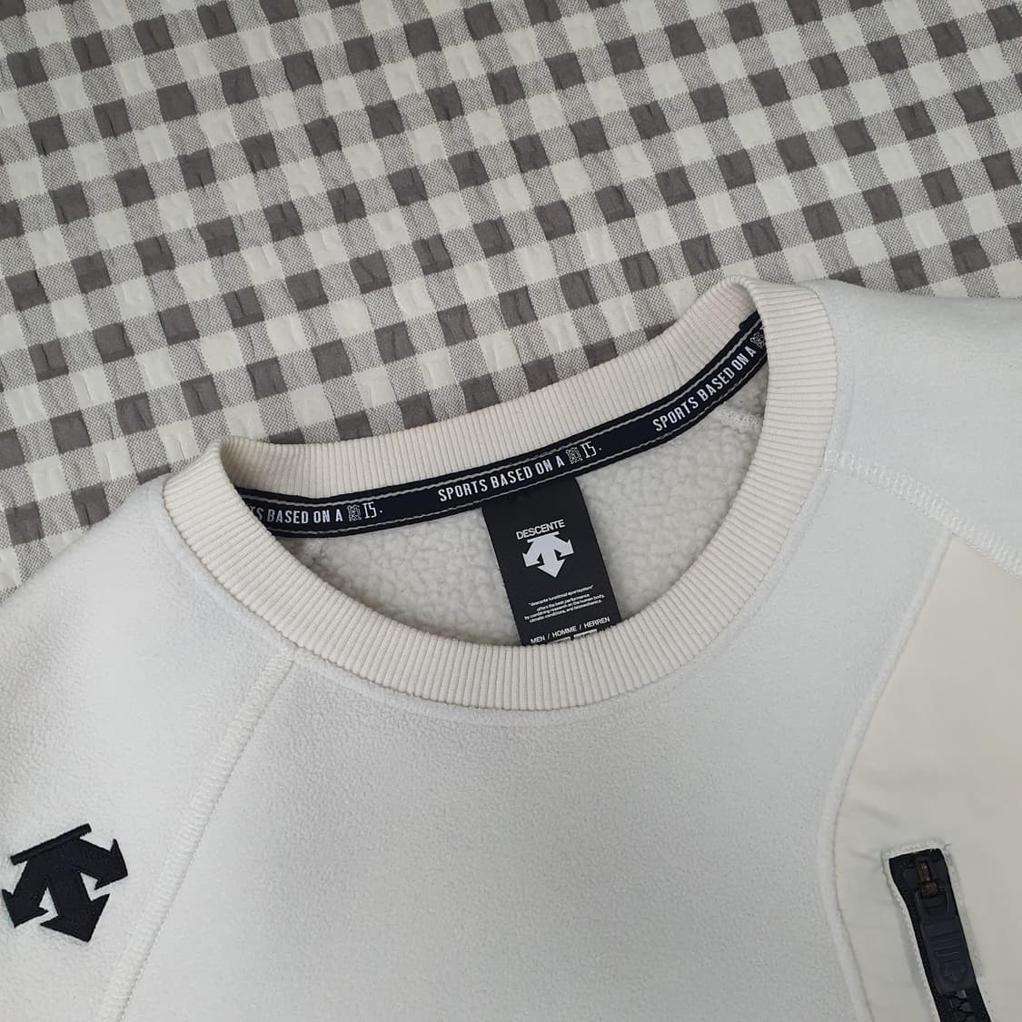 데상트 기모 맨투맨 남자95 상품이미지2