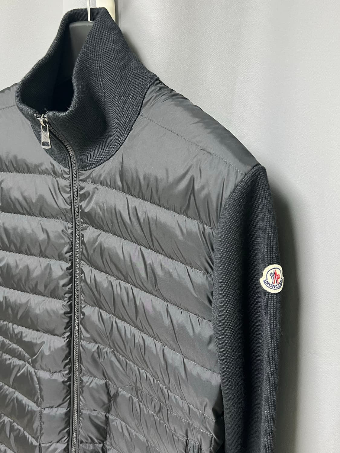 [정품] 24FW / L 몽클레어 니트패딩 블랙 상품이미지2