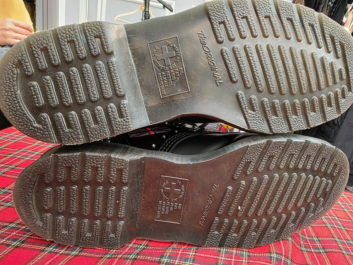 닥터마틴 1460 스터드 8홀 UK9 상품이미지8