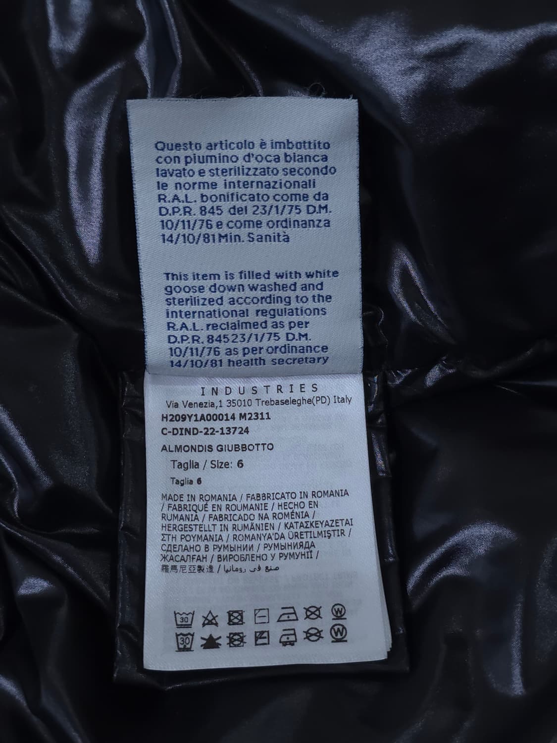 [6] 몽클레어 알릭스 22FW 알몬드 패딩 블랙 상품이미지9