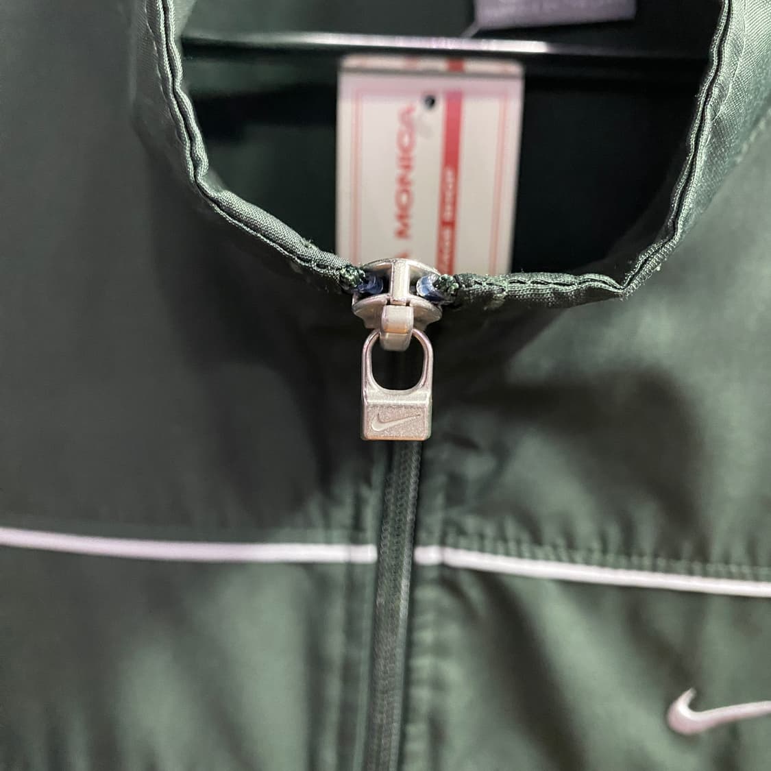 나이키 올드스쿨 스우시 딥그린 바람막이 자켓 B4571 상품이미지4