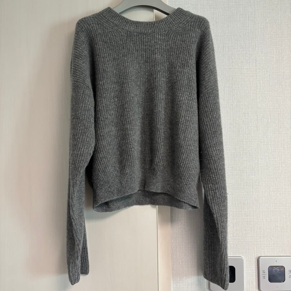 스텝어라운드- Cashmere drop round knit (CHARCO 상품이미지8