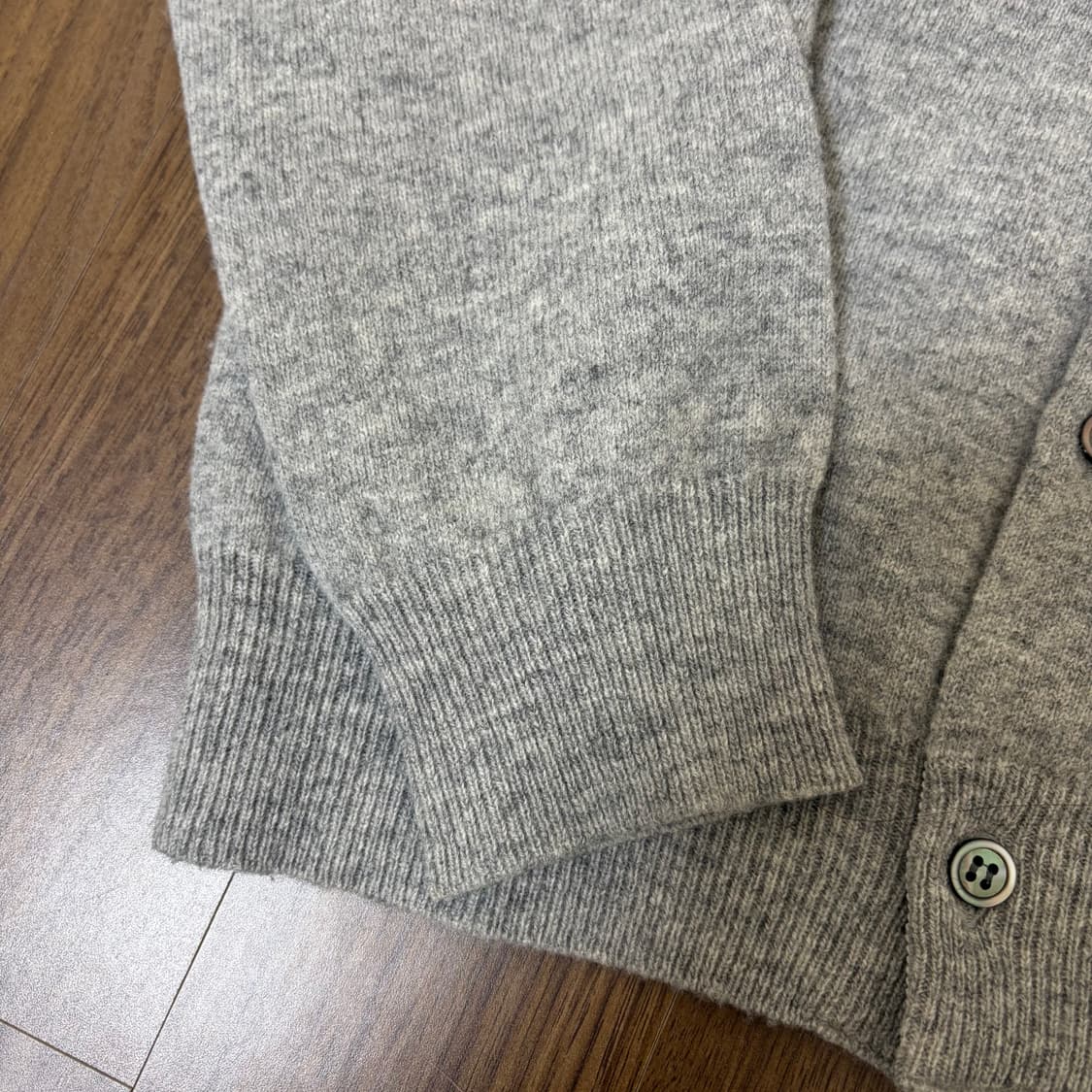 (W)꼼데가르송 니트 가디건 그레이 블랙 하트 L 상품이미지7