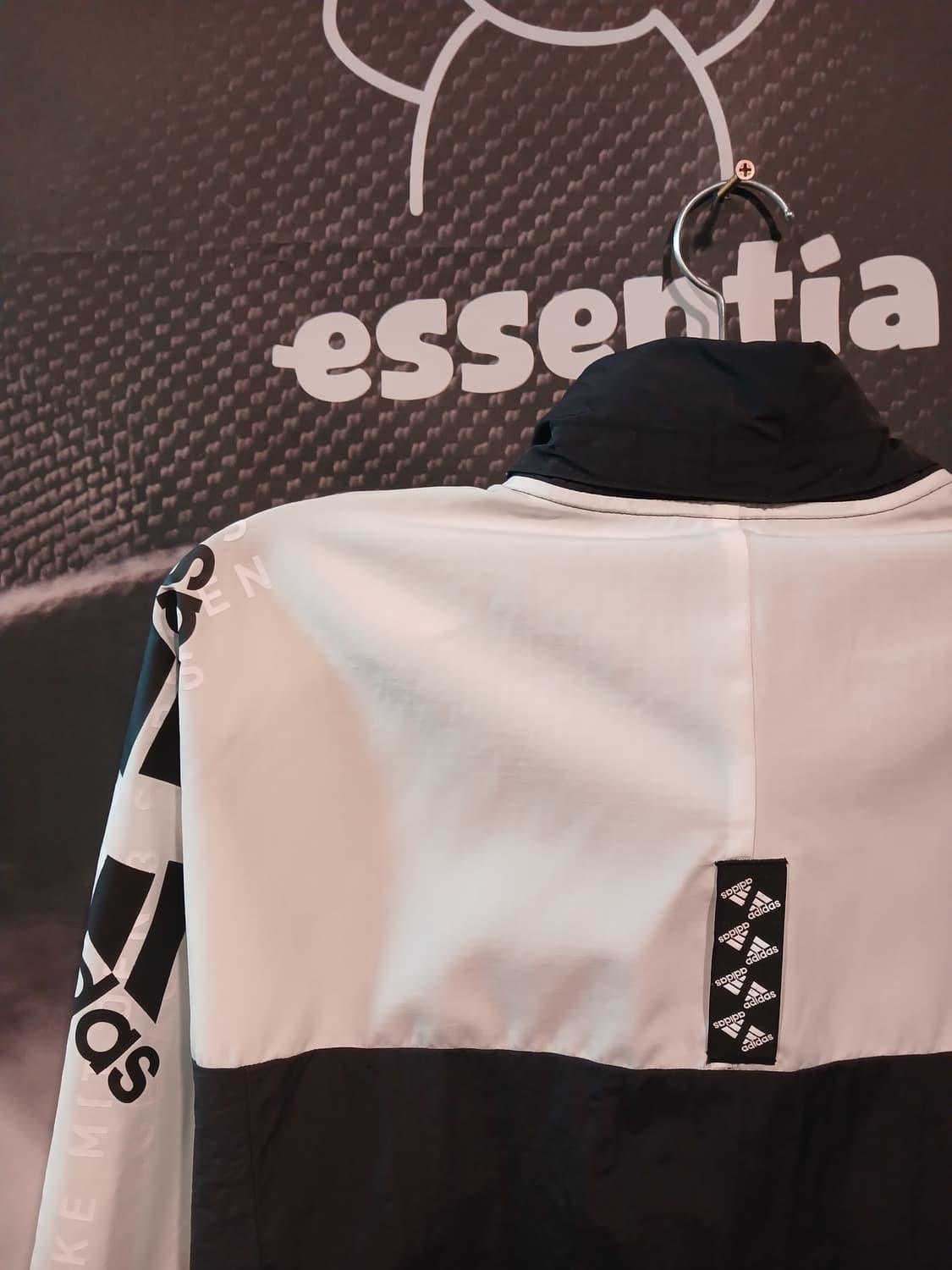 아디다스 우븐 블록 자켓 상품이미지4