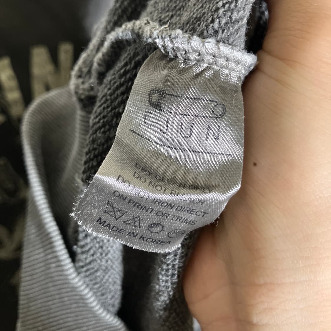 오버핏 FREE)VENDOR 피그먼트 복싱 프린트 스웻셔츠 맨투맨 상품이미지4