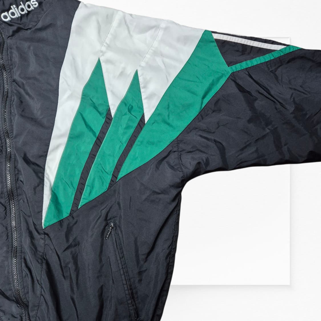 [올드 빈티지🔥] 90s 아디다스 올드스쿨 나일론 윈드브레이커 상품이미지3
