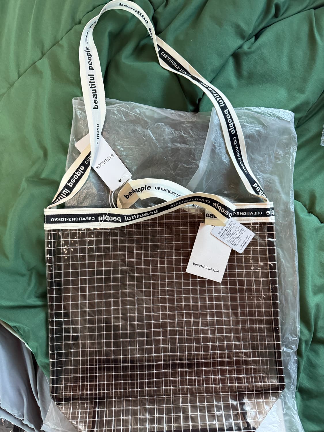 beautiful people × STUDIOUS 비닐 로고테이프 숄더배 상품이미지2