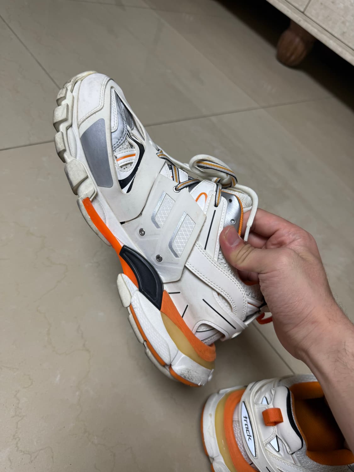 발렌시아가 트랙 44 흰주 상품이미지6