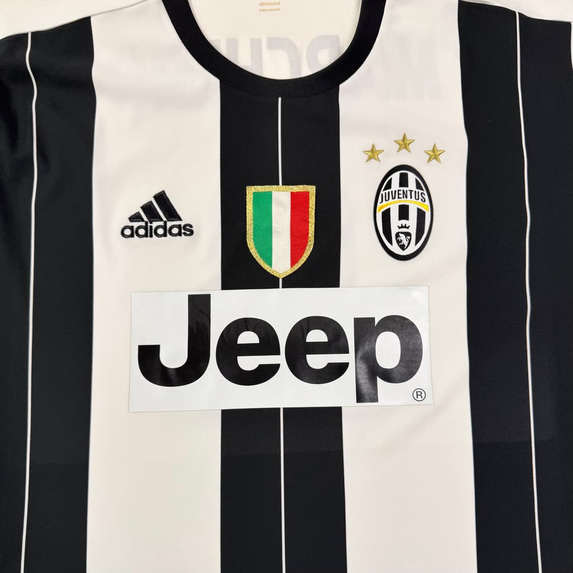 16-17 유벤투스 홈 마르키시오 유니폼 상품이미지6