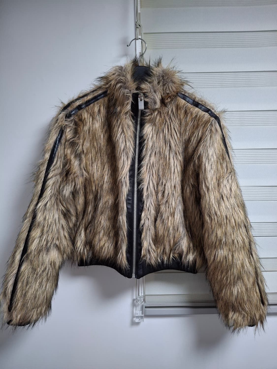 [Rye Chasin] 라이체이싱 리버시블 퍼자켓 상품이미지1