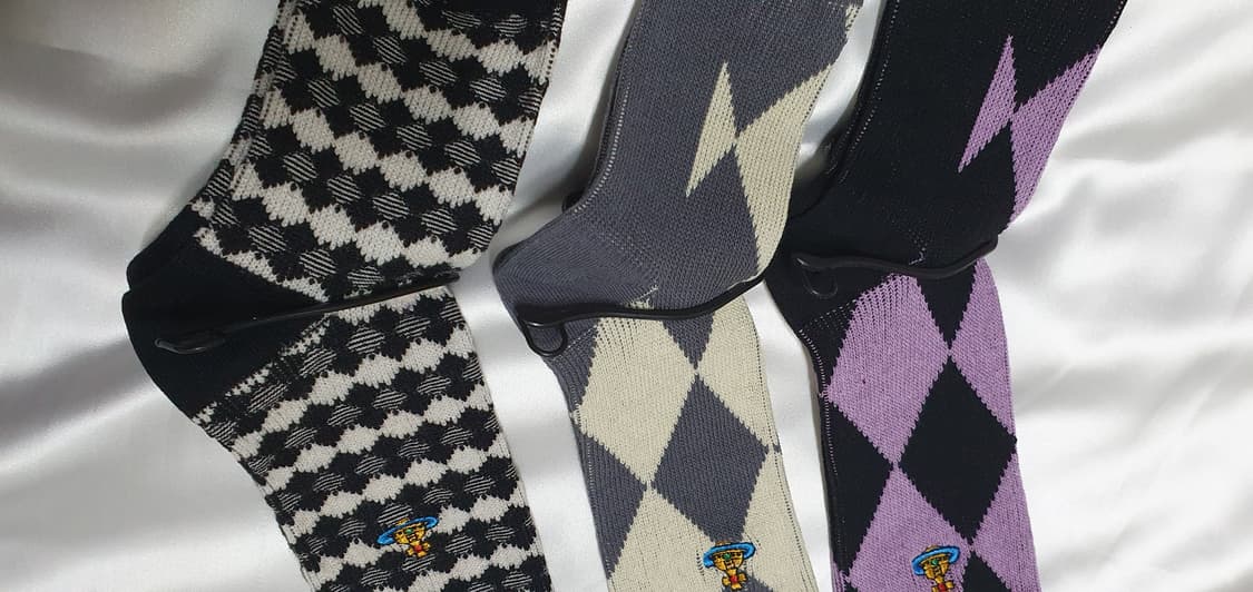 퍼플 그레이 크림 다이아투톤 아가일 체크 패턴 비비안웨스트우드 양말  상품이미지5