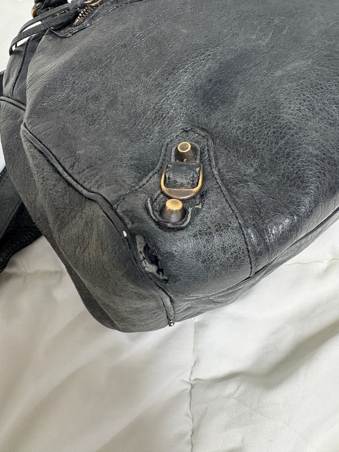 키티키링 증정)발렌시아가 모터백 블랙 상품이미지6