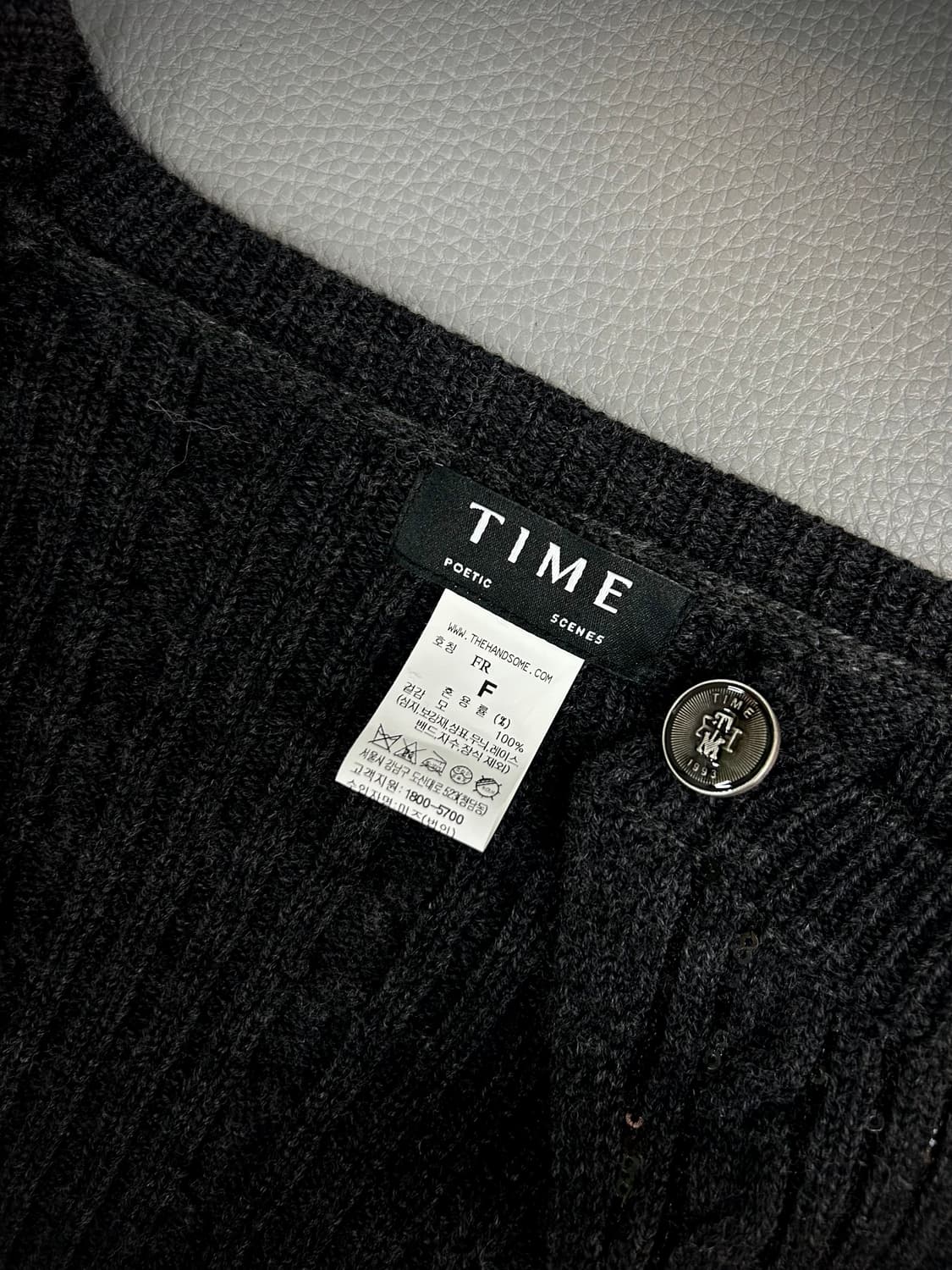 한섬 타임 딥그레이 울 크롭 가디건(Free) 상품이미지7