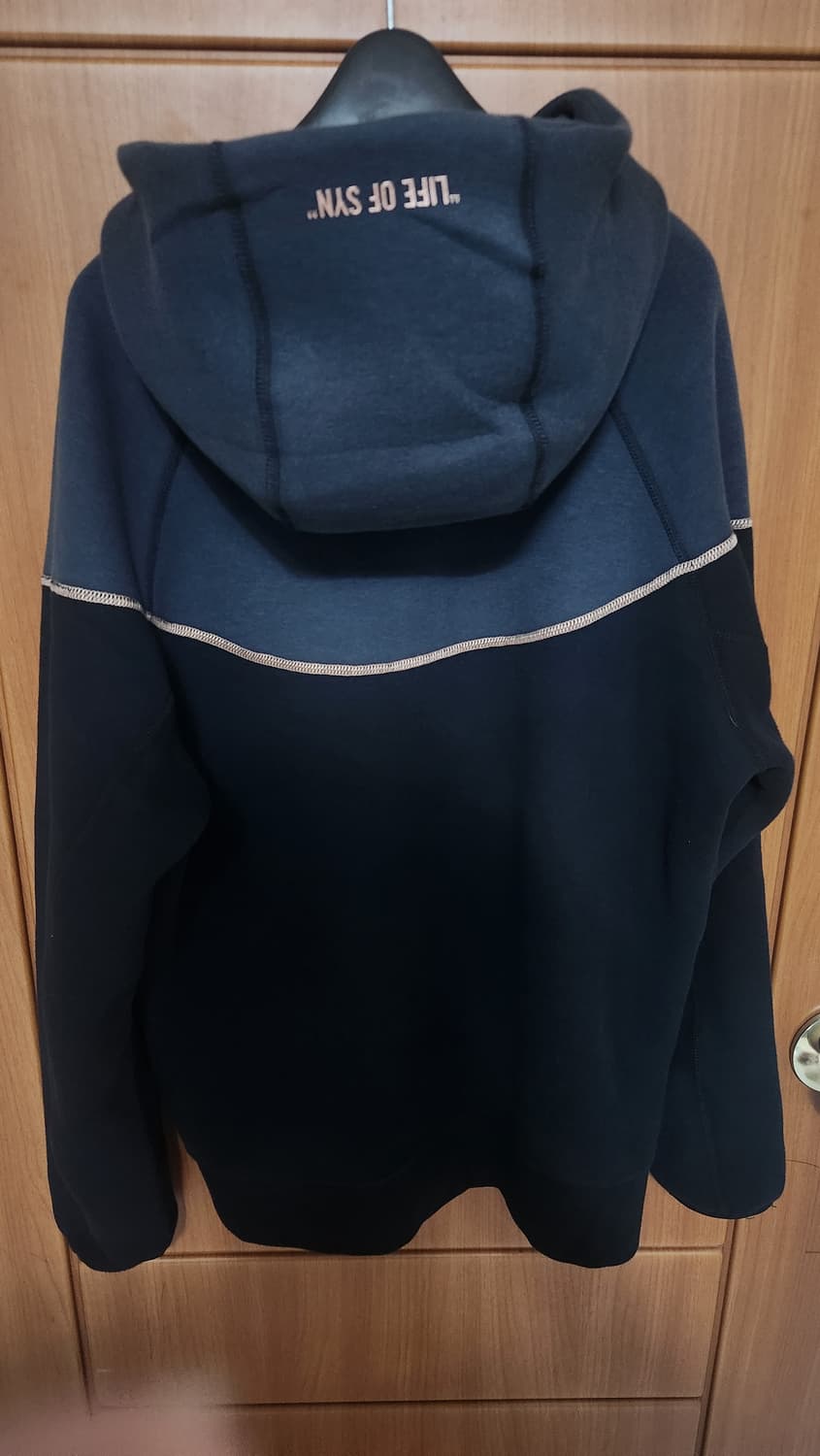 나이키 시나월드 테크팩 m사이즈 네고가능 상품이미지2