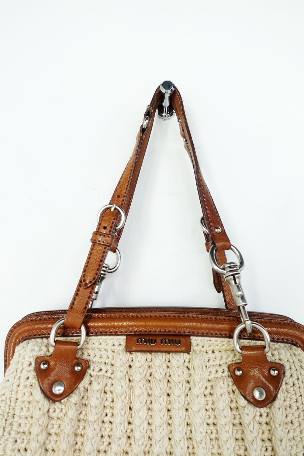 미우 미우 크로셰 백 상품이미지4