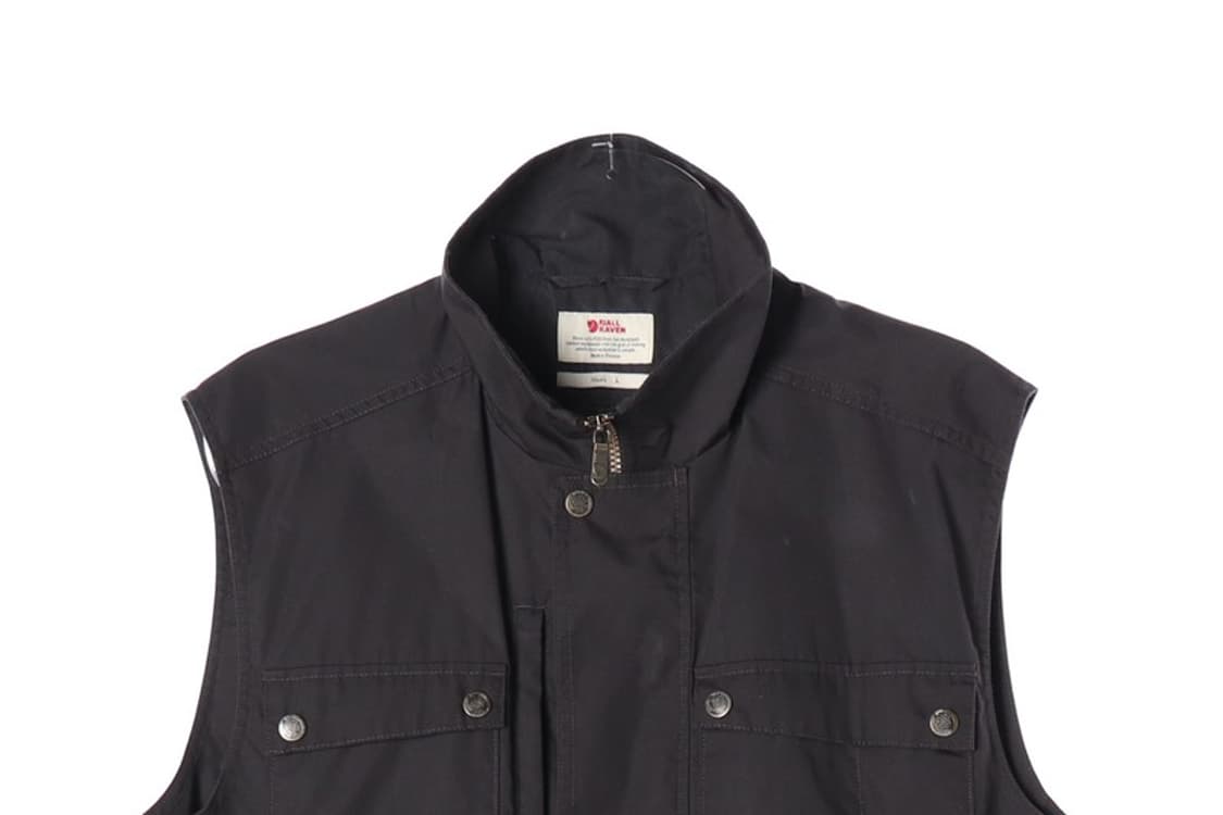 피엘라벤 아웃도어 멀티 포켓 베스트 차콜 L 상품이미지3