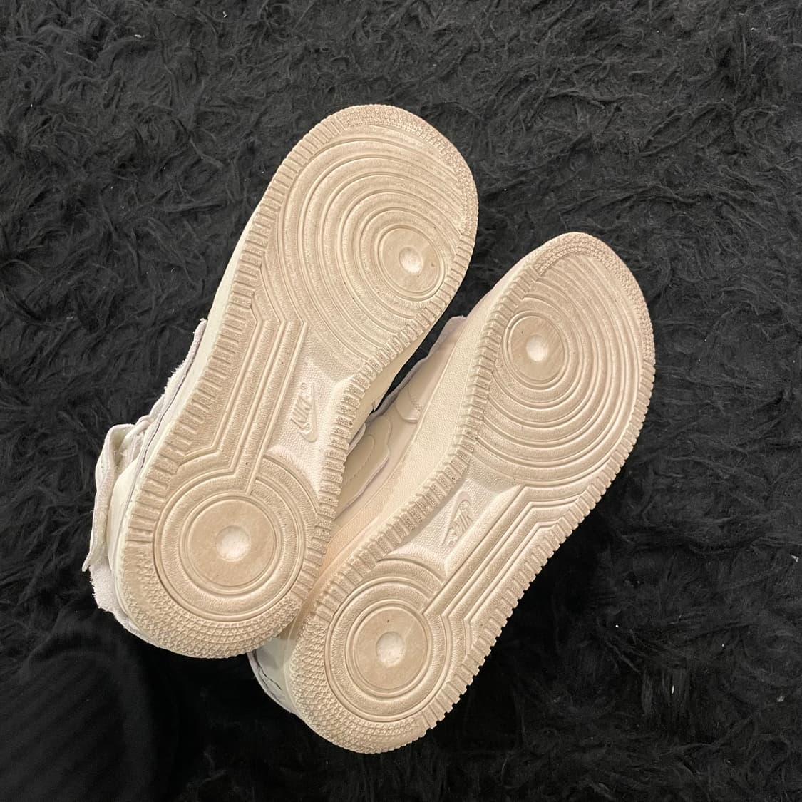 꼼데가르송 옴므플러스 x 나이키 에어포스 하이 270 상품이미지4