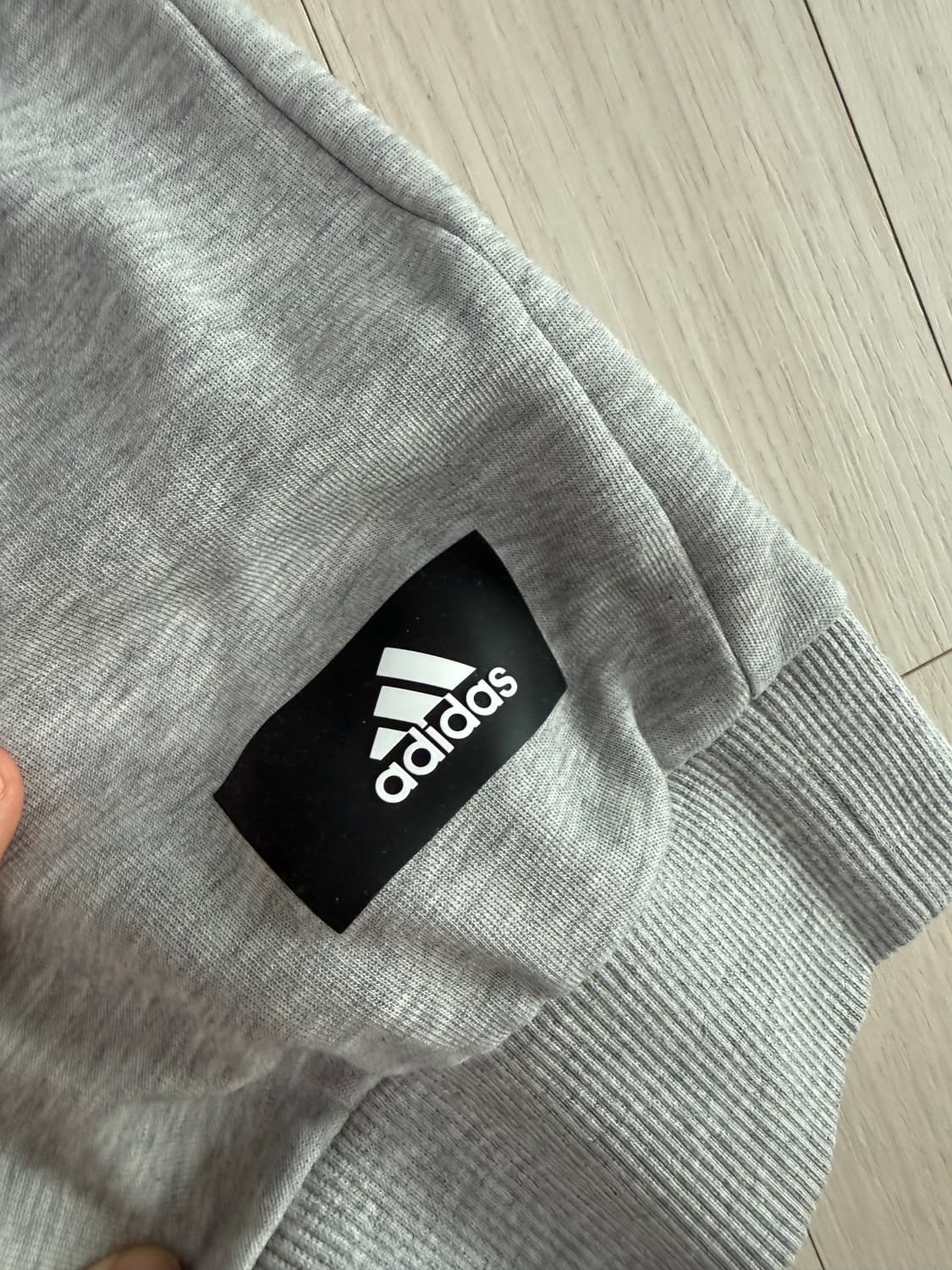 아디다스 맨투맨 상품이미지4