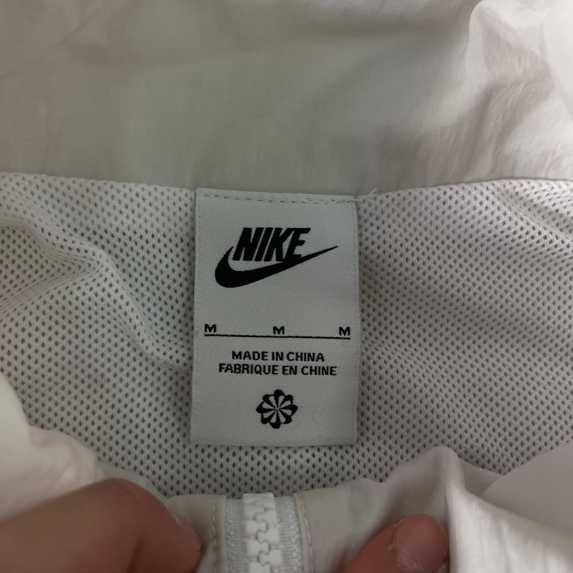 100 나이키 스우시 바람막이 자켓 상품이미지3