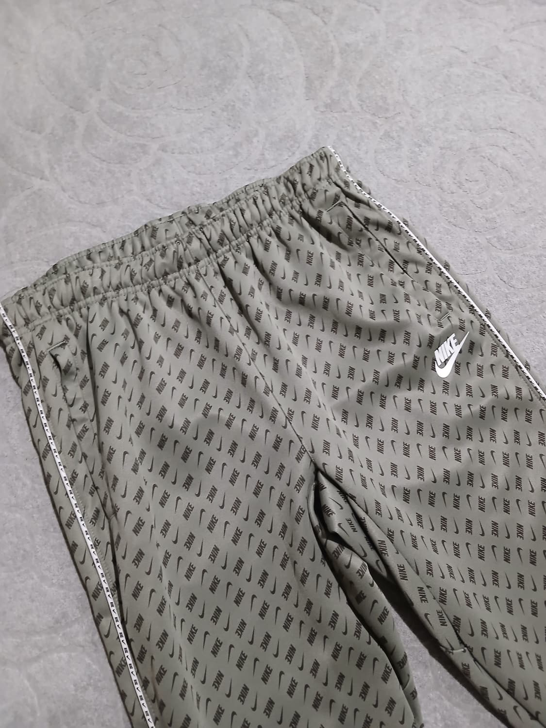 나이키 올오버 로고 프린트 조거 팬츠 S 상품이미지2