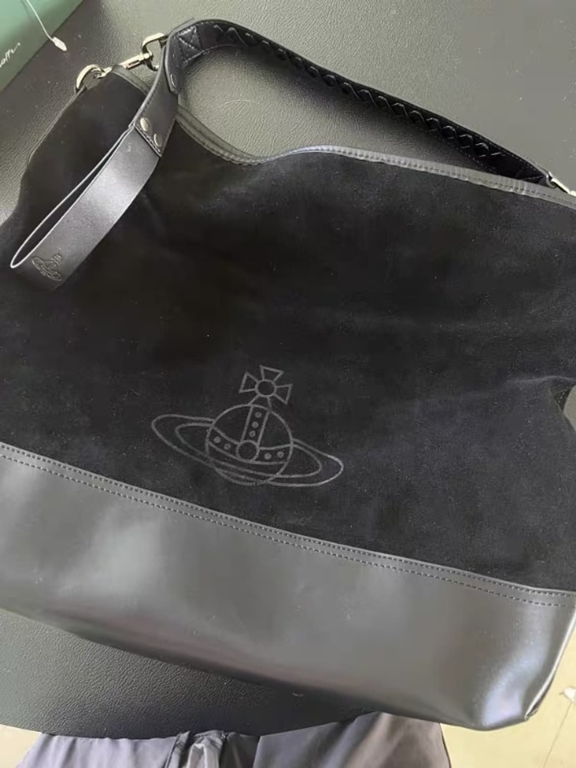 비비안웨스트우드 블랙 벨벳 숄더백 상품이미지1