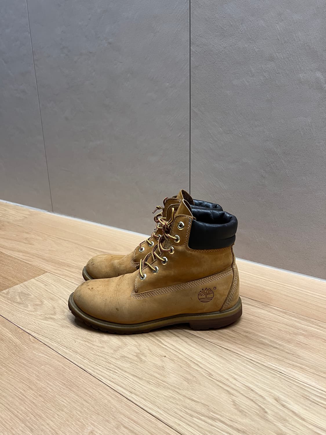 팀버랜드 6인치 부츠 (265~270 사이즈) 상품이미지3