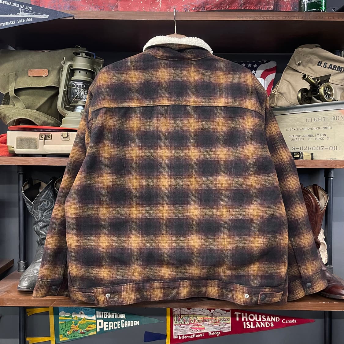 리바이스 릴렉스드 타입2 체크 쉐르파 자켓 상품이미지2