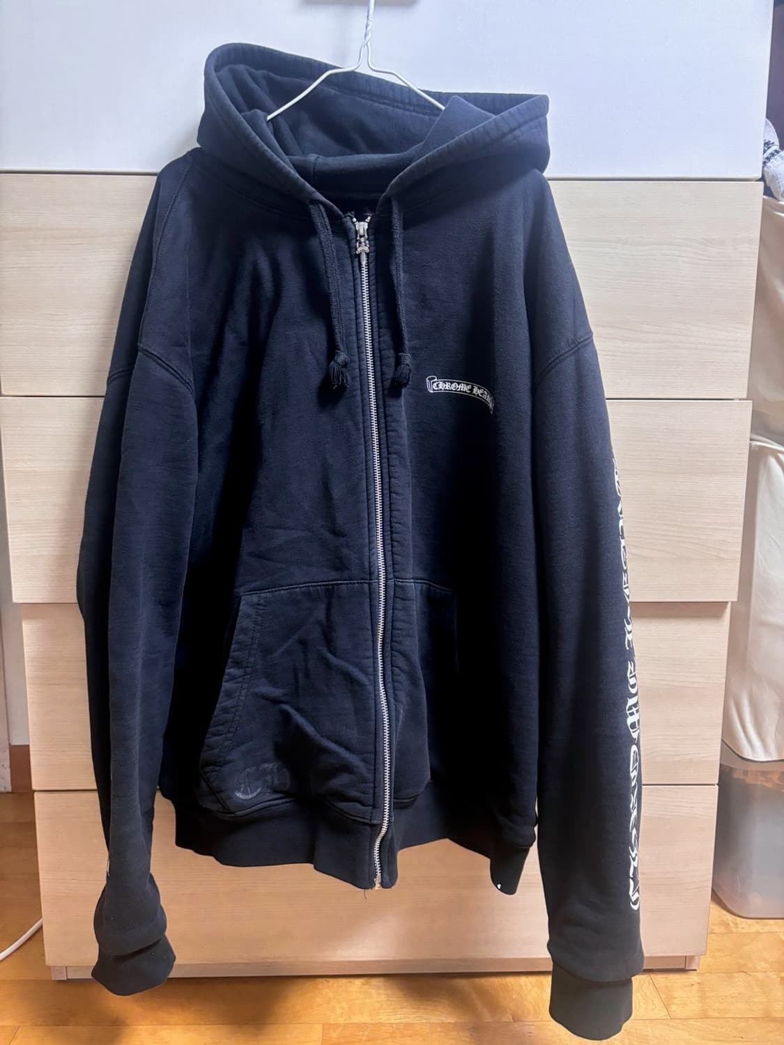 크롬하츠 스크롤라벨 헤비웨이트 후드집업 상품이미지1