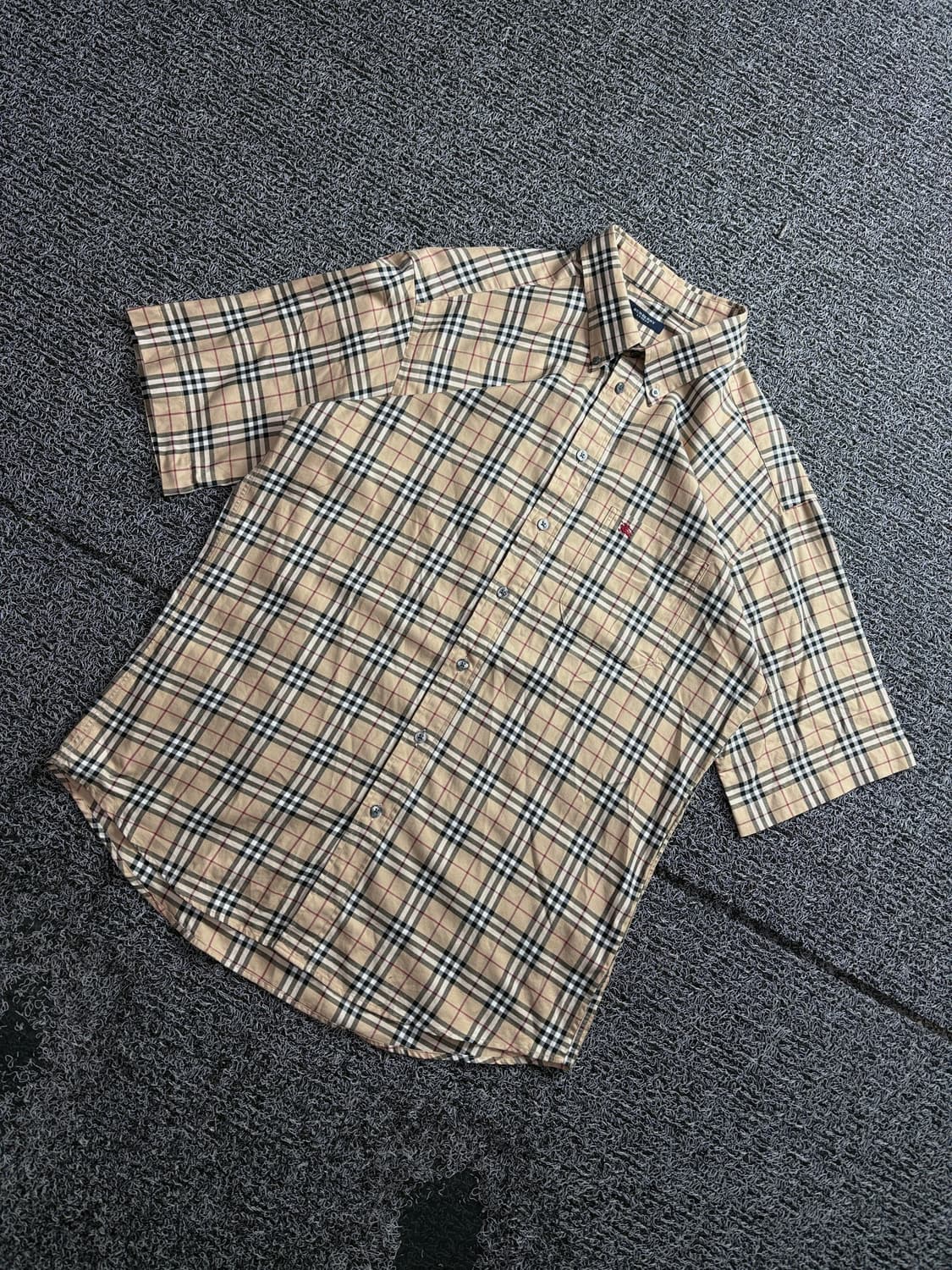 버버리 아카이브 노바체크 반팔 셔츠 3138 상품이미지1