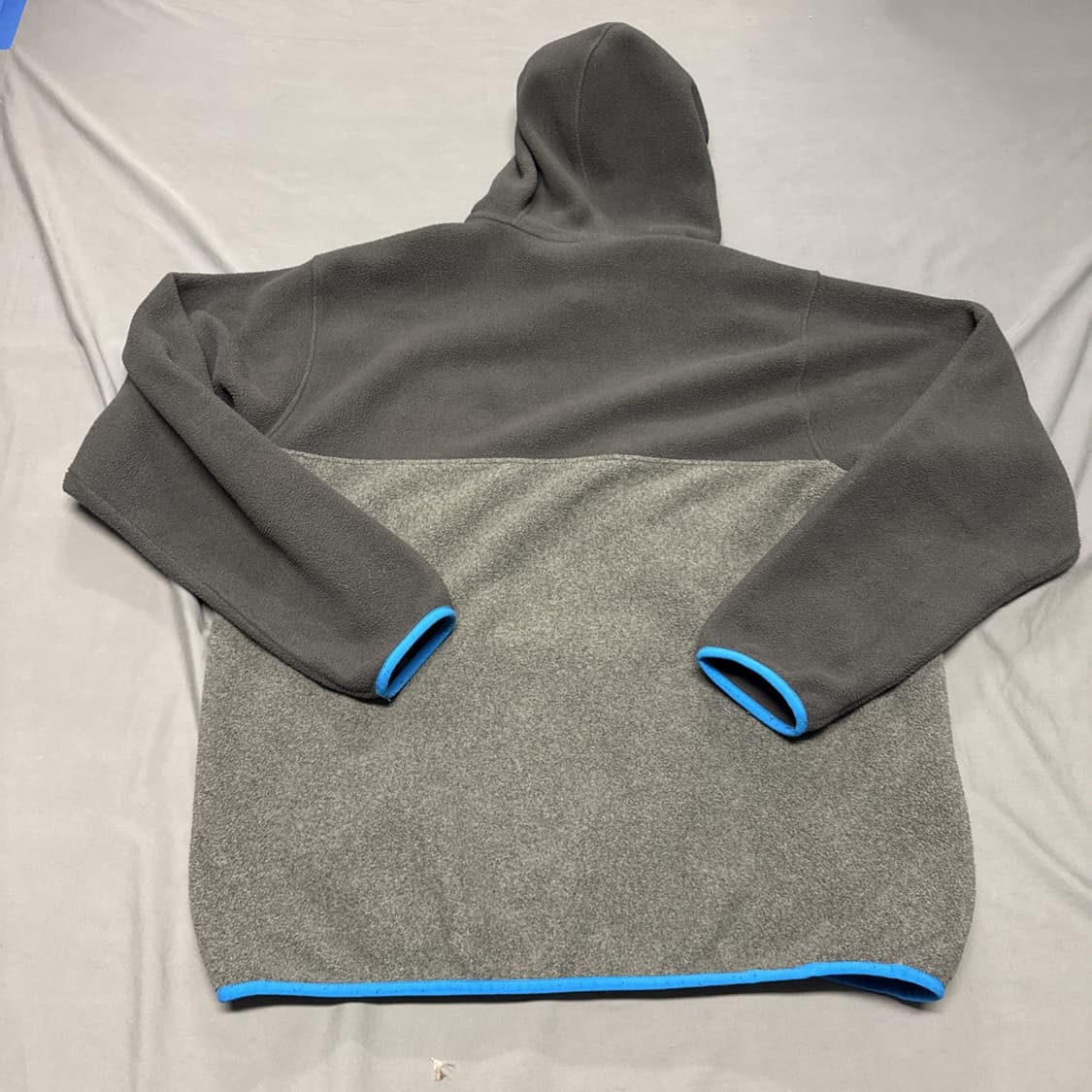 16FW 파타고니아 신칠라 스냅-티 후디 차콜/라이트 그레이 상품이미지7