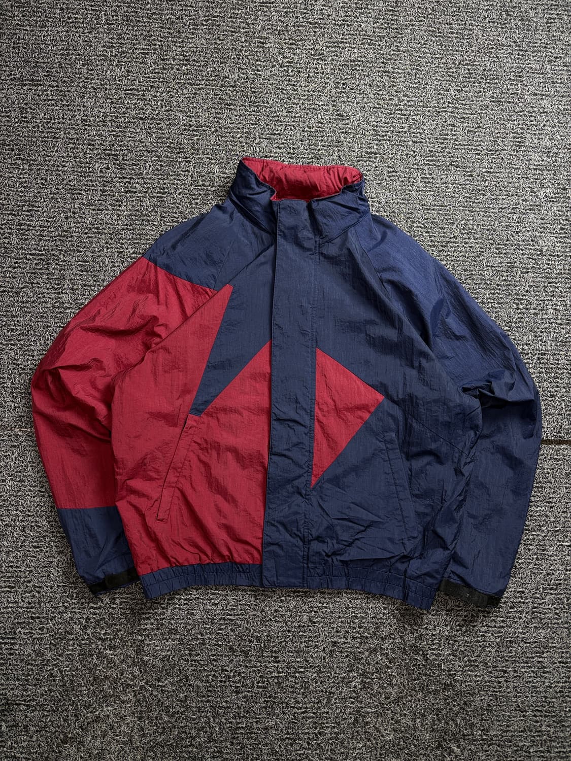 뉴발란스 올드스쿨 배색 나일론 바람막이 2405 상품이미지2