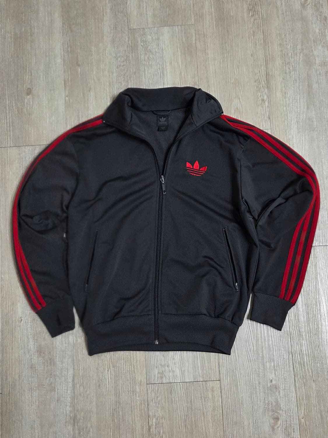 희귀 매물) 아디다스 구형 파이어버드 검빨 회빨 상품이미지1