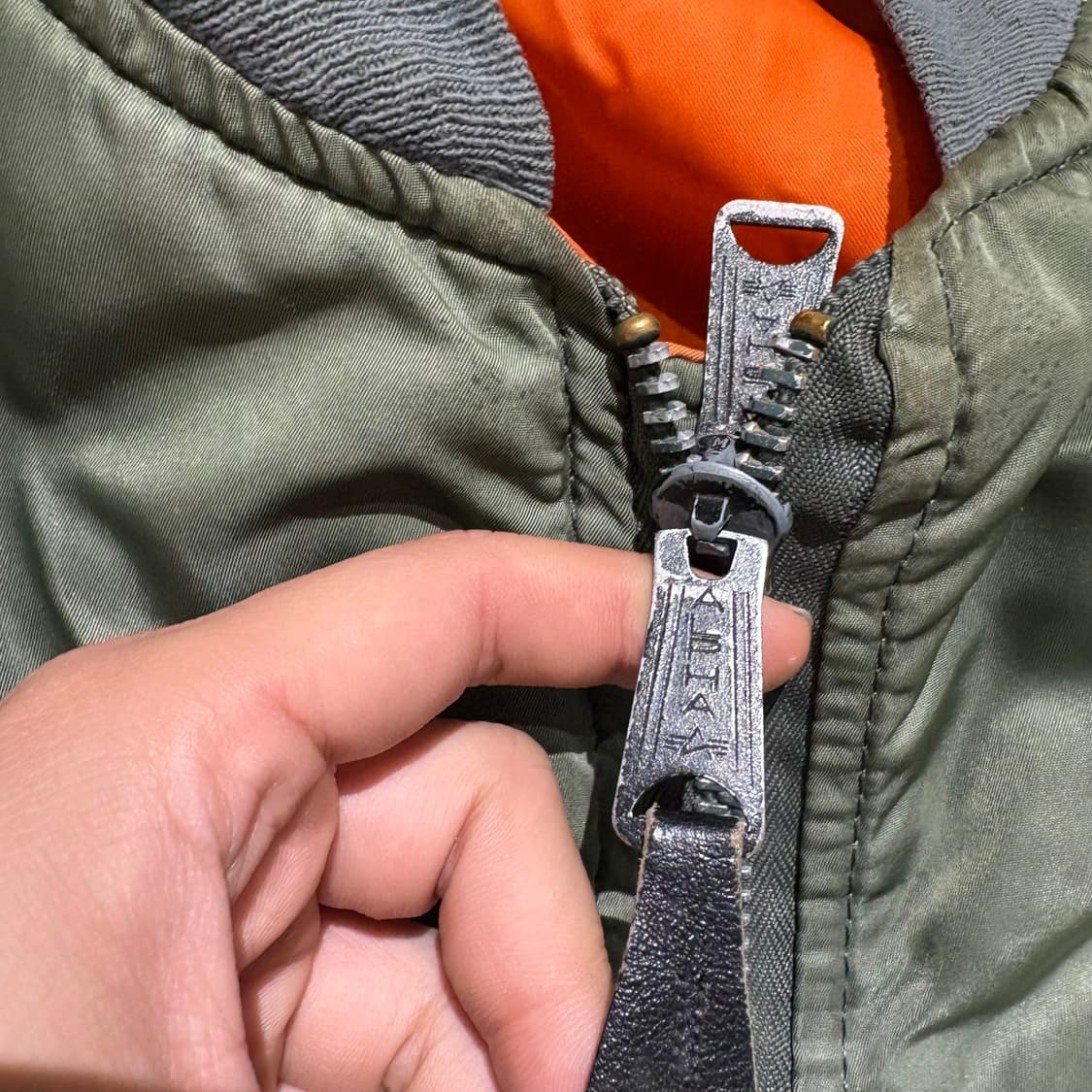 알파인더스트리MA-1 자켓 made in usa 민수용 상품이미지5