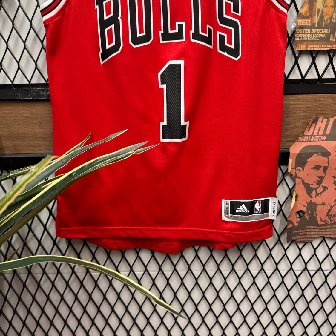 아디다스 X NBA 시카고불스 데릭 로즈 베스킷볼 베스트 레드 상품이미지4