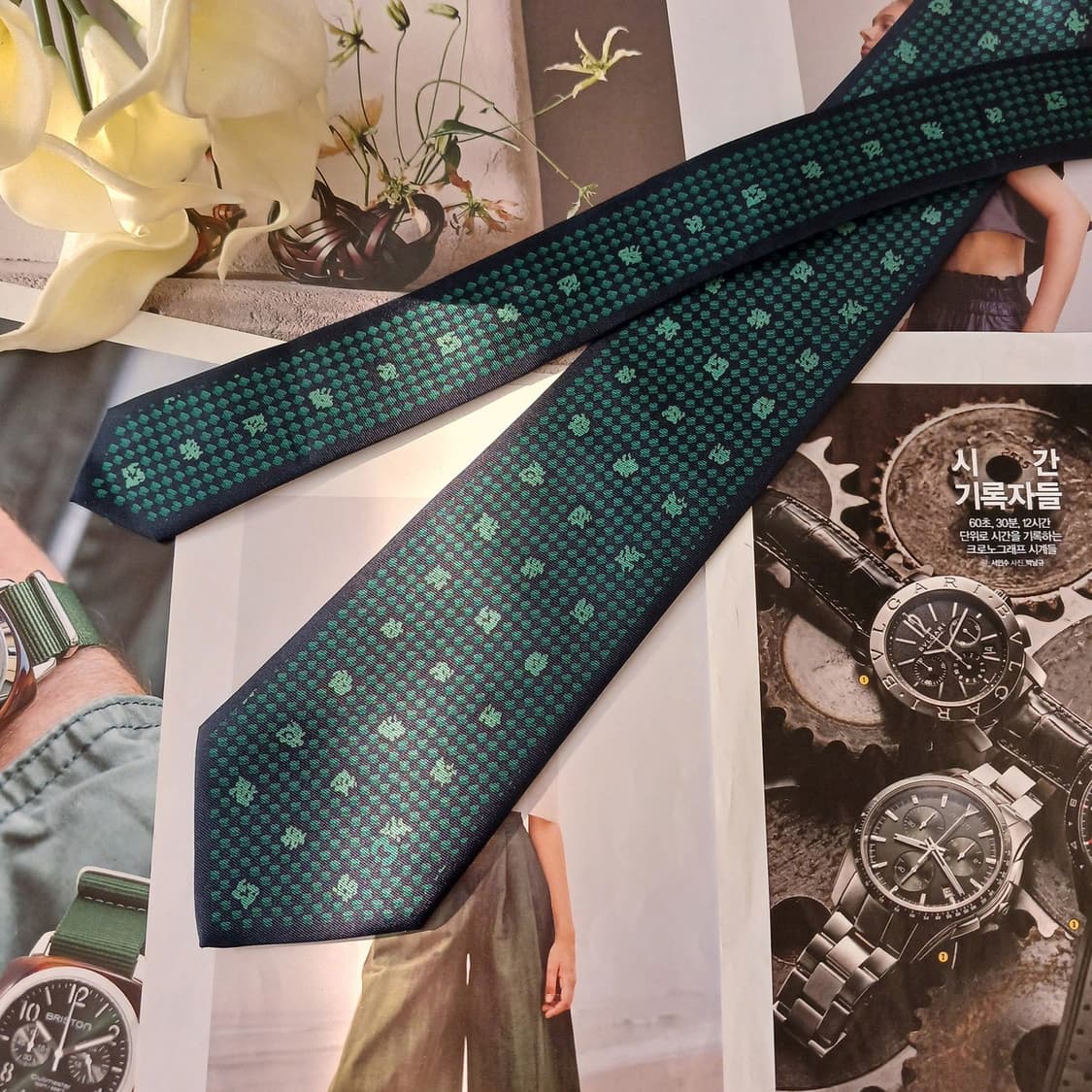 밀라숀 실크 네이비&그린 로고 자카드 넥타이 9cm A+등급 A19116 상품이미지3