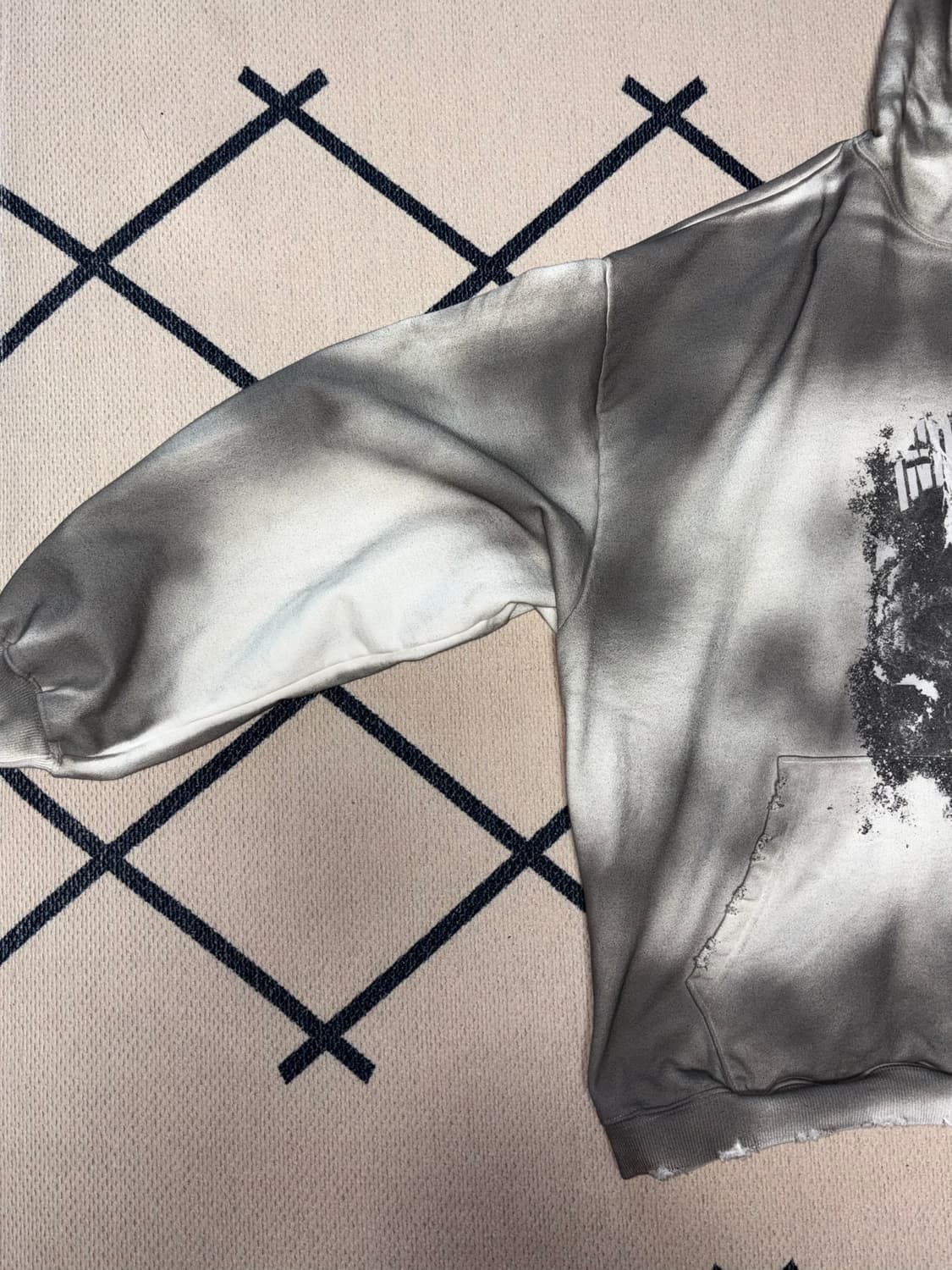 로어링라드 후드티 상품이미지3