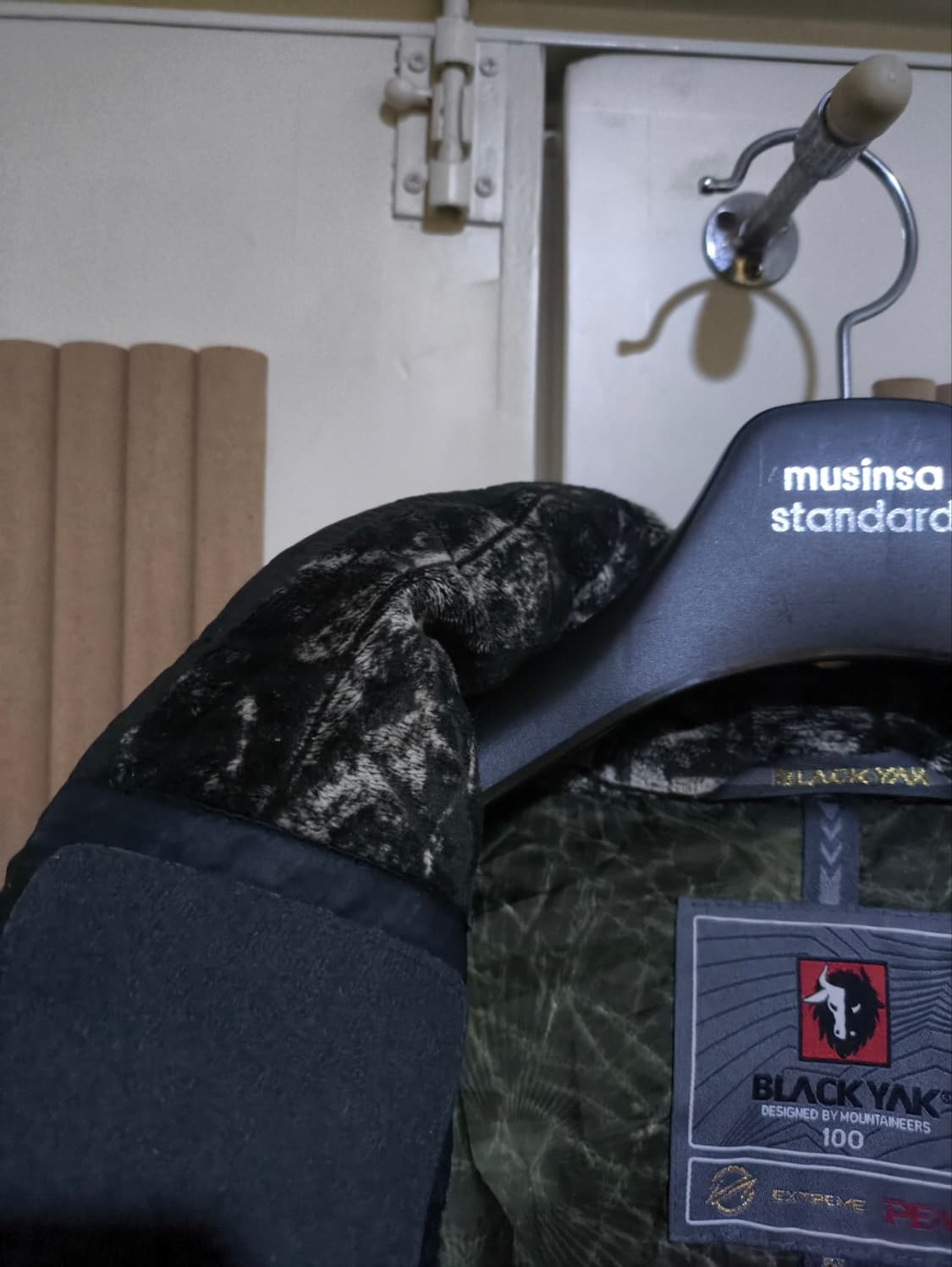 100 블랙야크 헤비 구스다운 대장급 패딩 상품이미지5