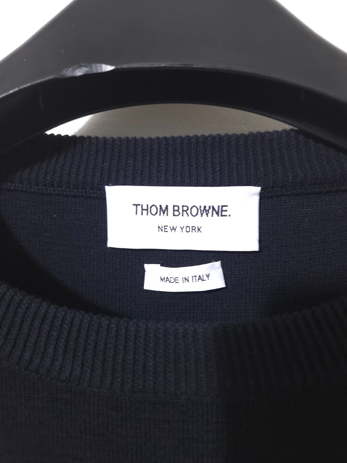 [새상품급] 톰브라운 밀라노스티치 금장 니트 4 Size 상품이미지2