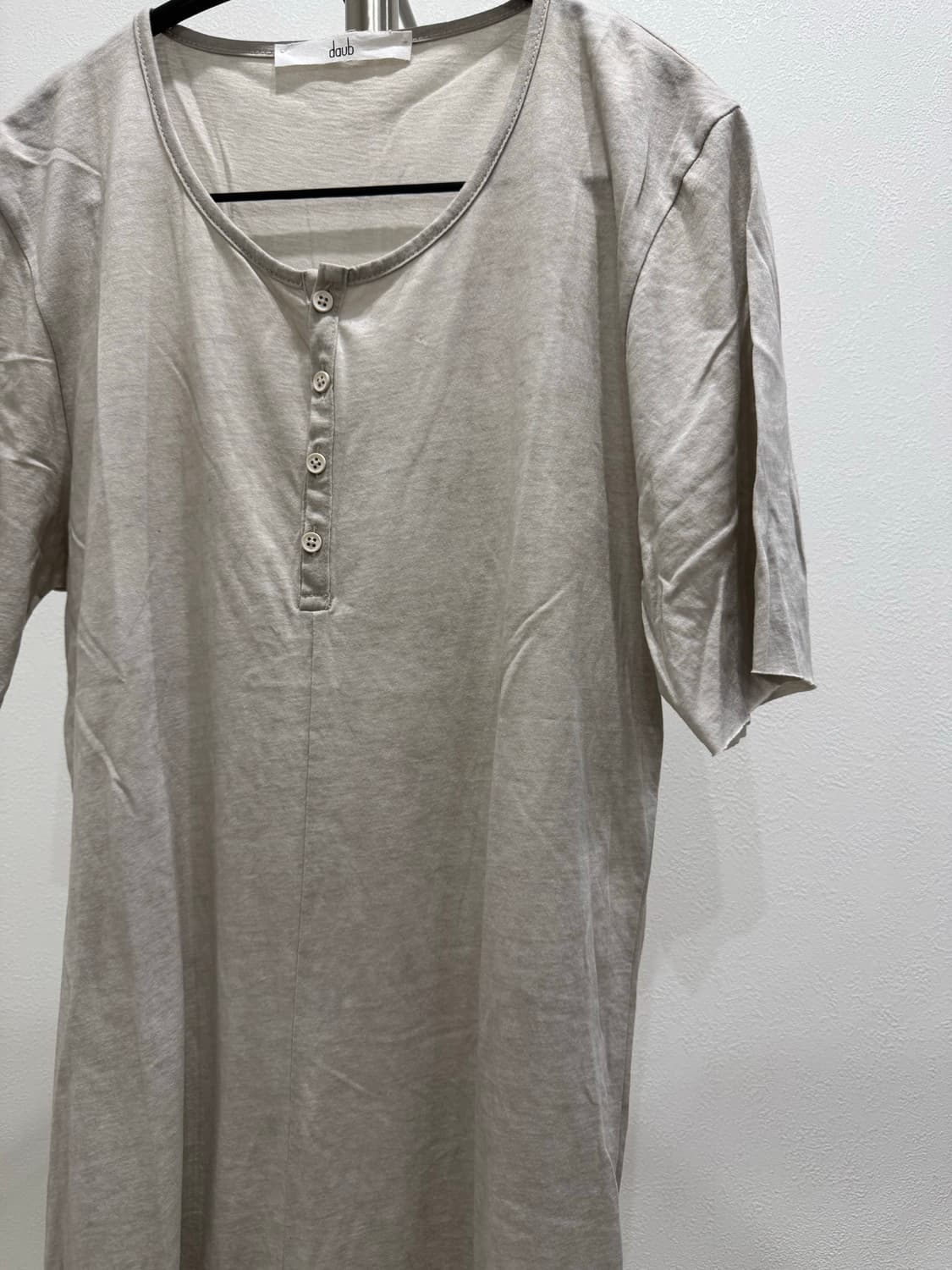 daub 25ss 시멘트 헨리넥 티셔츠 상품이미지2