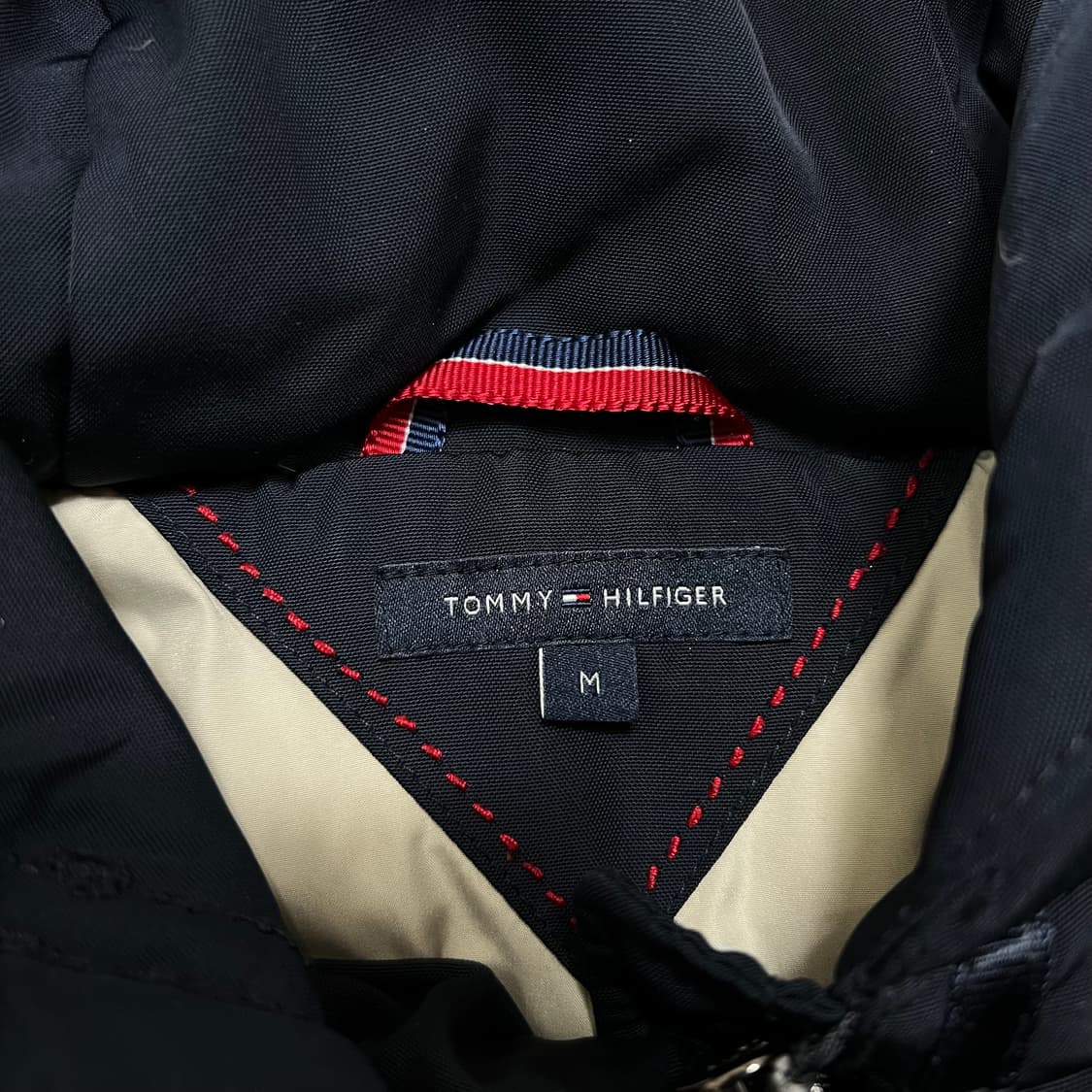 타미힐피거 여성 덕다운 후드 미디엄 롱패딩 점퍼 [네이비] M/95 상품이미지5